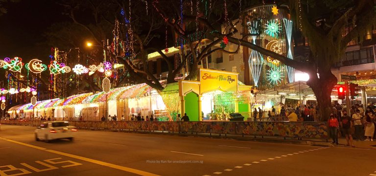Img - Ramadan Bazaar at Geylang Serai, Photo by Ran for onedayprint.com.sg